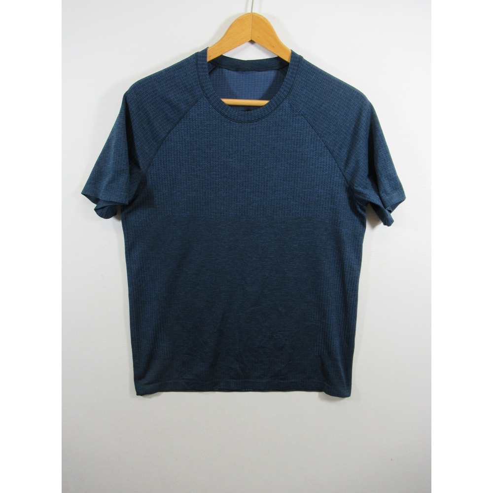 Lululemon Tech Shirt Men Medium Blue Short Sleeve Activewear Athleisure